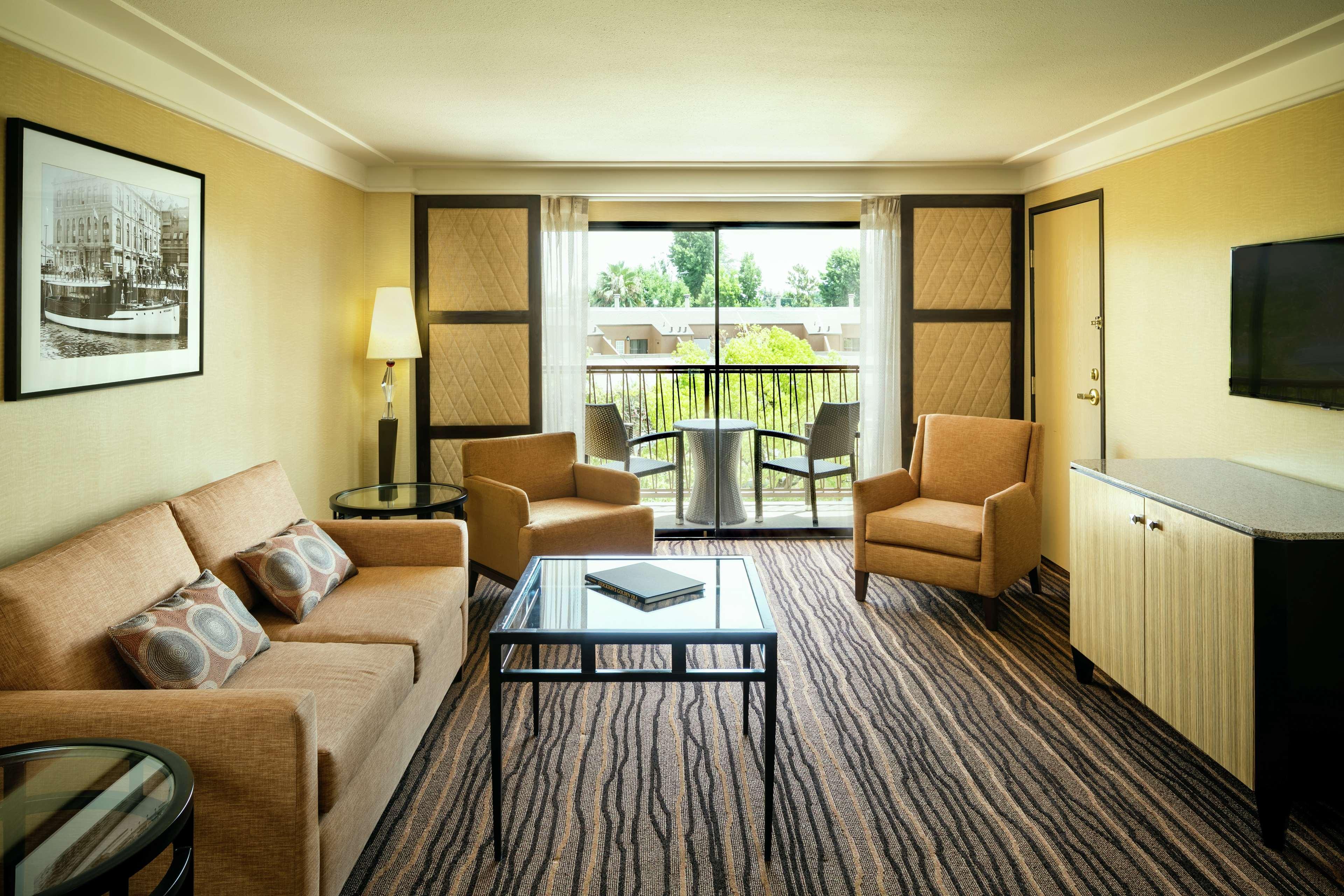 Hilton Stockton Hotell Exteriör bild