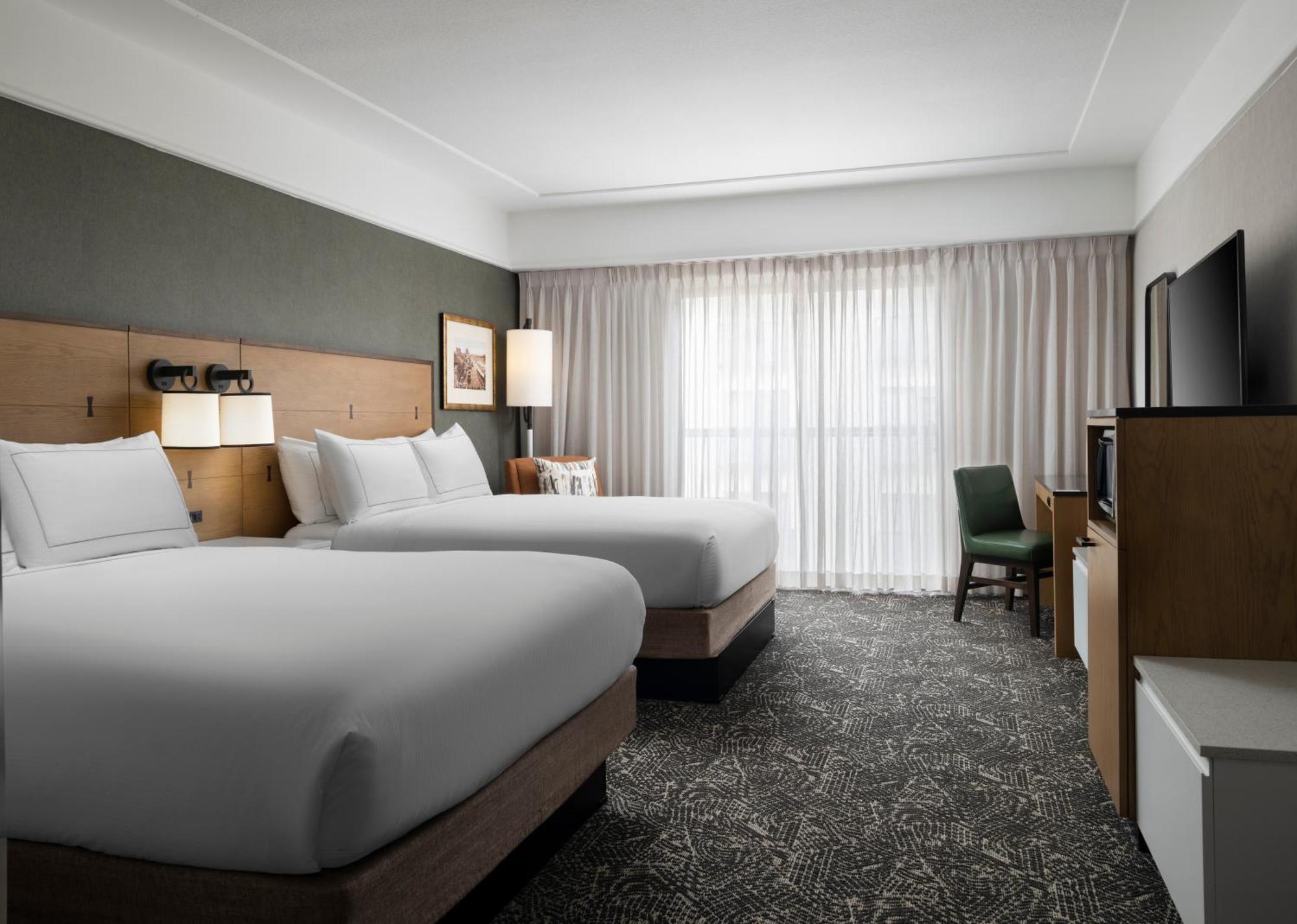 Hilton Stockton Hotell Exteriör bild