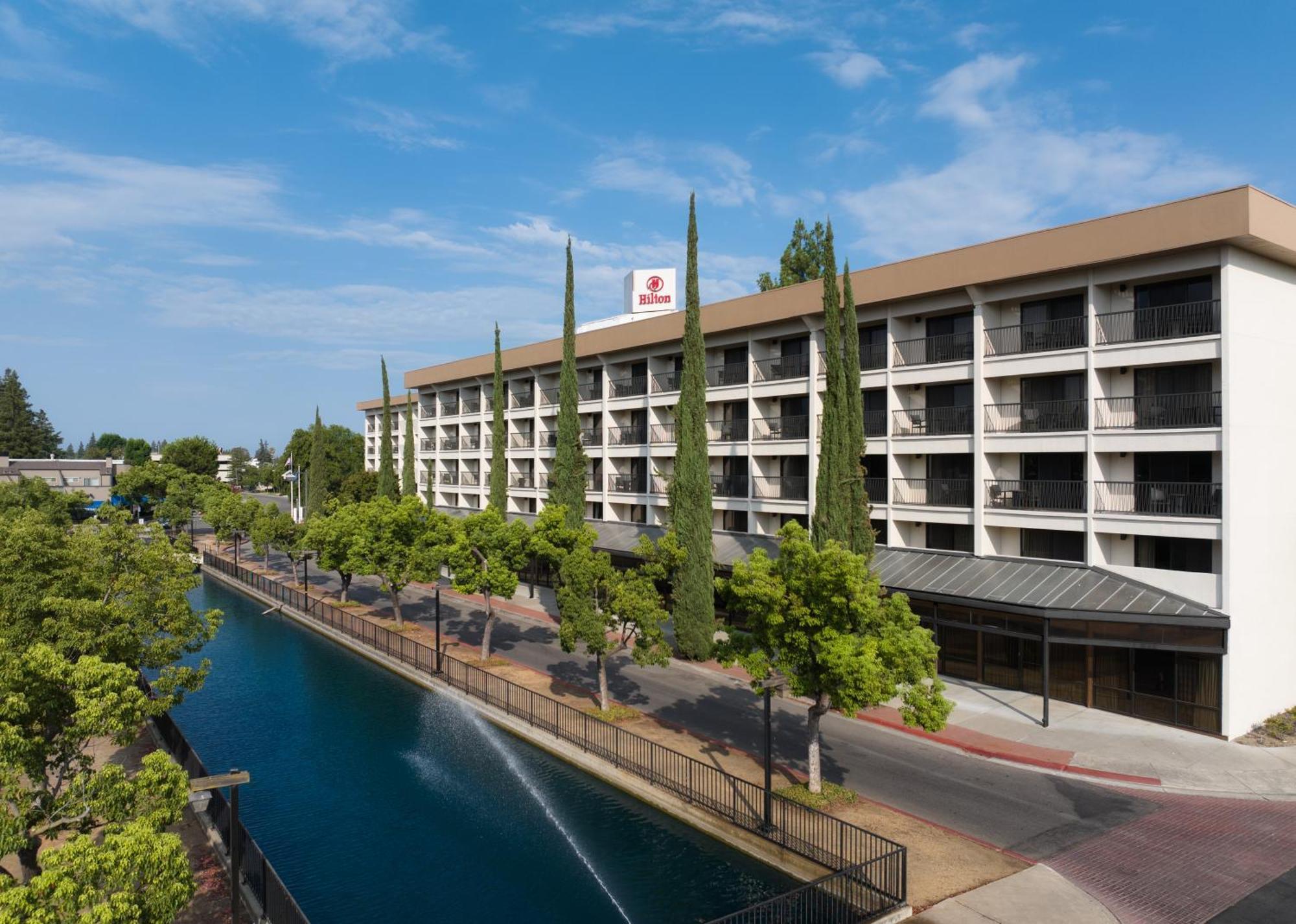 Hilton Stockton Hotell Exteriör bild